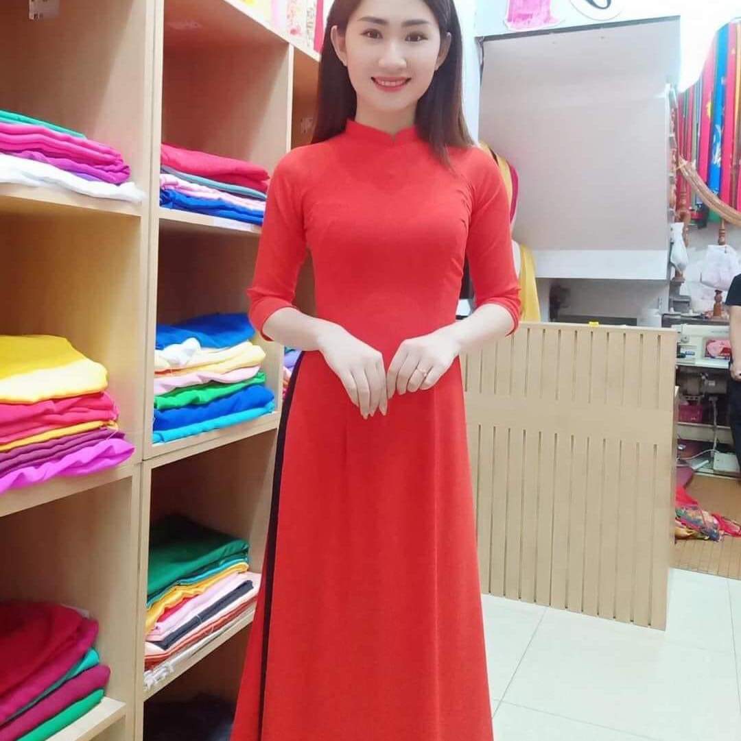 Áo dài đỏ trơn 2 tà