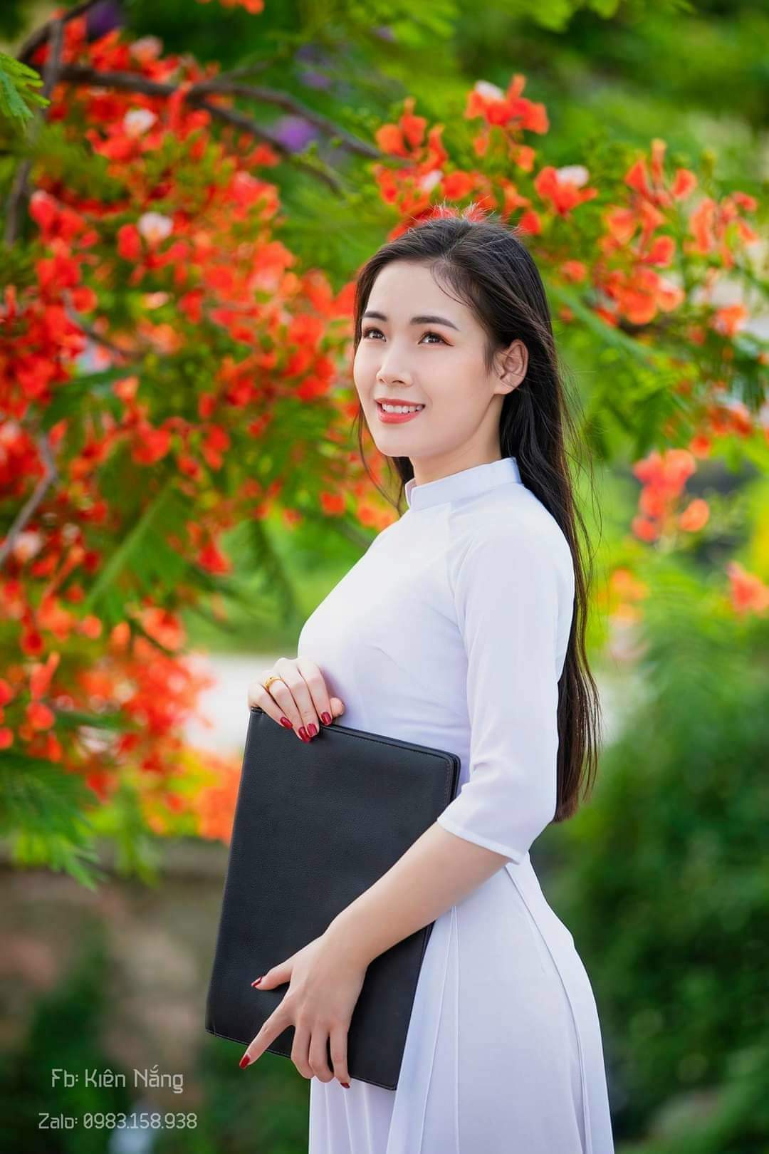 Áo dài trắng trơn 2 tà