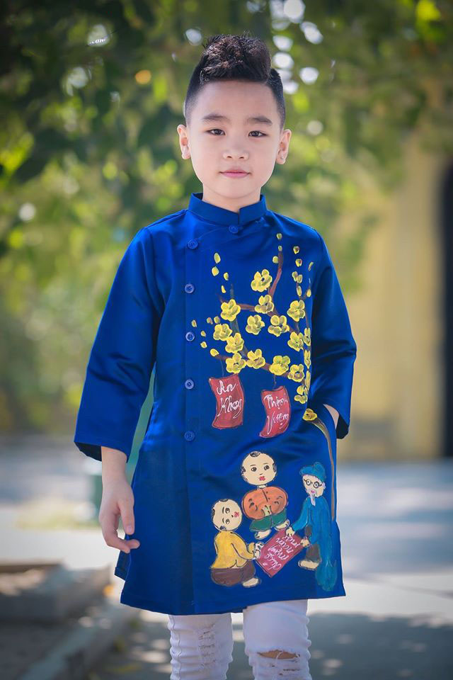 Áo dài cho bé trai đủ size từ 4-12 tuổi